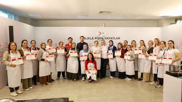 Kızılay, Depremzede Kadınlar için Aşçılık Atölyesi Düzenledi
