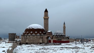 Doğu'da Kar Yenilgisi: 317 Yerleşim Yeri Kapalı