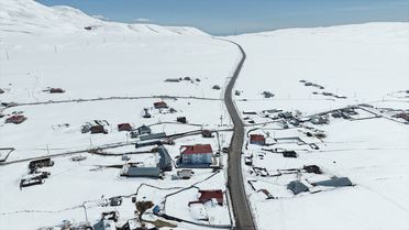 Van ve Bitlis'te Kışın Zorluğu