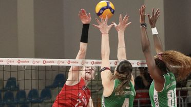 Nilüfer Belediyespor Eker, Türk Hava Yolları'nı Yenip 7. Oldu