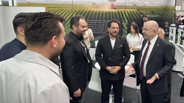 Ümit Özdağ Konya'da Ziyaretler Gerçekleştirdi