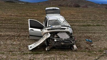 Malatya'da Otomobil Takla Attı: 3 Yaralı