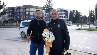 Polislere 10 Nisan sürprizi