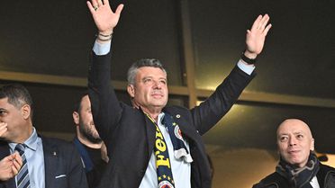 Sadettin Saran'dan Dursun Özbek'e misilleme