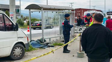 Buharkent'te Trafik Kazası: 1 Ölü, 3 Yaralı