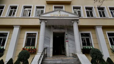 Bornova'da Dolandırıcılık Operasyonu