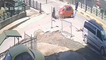 Arhavi'de Motosiklet Kazası: Genç Hayatını Kaybetti