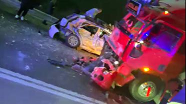 Burdur'da Otomobil-Kamyon Kazası: 1 Ölü, 4 Yaralı