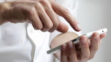 Telefonuna gelen 'kredi' mesajına inandı, dünyası başına yıkıldı