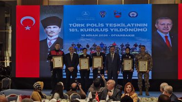 Cevdet Yılmaz: Savaş bir an önce sona ersin diye tüm gücümüzle gayret ediyoruz