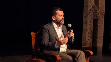 Dr. Ekrem Teymur’dan yerel gazetecilik vurgusu: Yerel medya var olmaya devam edecek