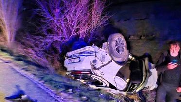 Elazığ'da Takla Atan Araçta 2 Yaralı