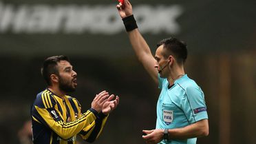 FIFA'dan Fenerbahçe'nin hayallerini çalan hakem için şok karar