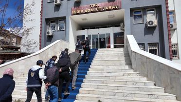 Iğdır'da Göçmen Kaçakçılığı Operasyonu