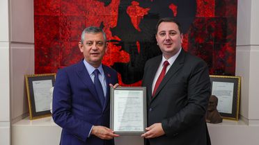 Özgür Özel ve Enes İbrahim Buluştu