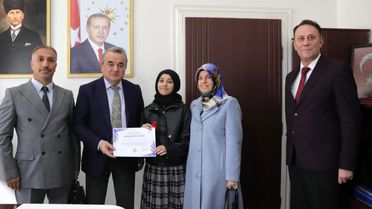 Bozüyük'te Kur'an Yarışması Birincisi Kaymakamla Buluştu