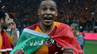 Eski Galatasaraylı Fernando, futbola veda etti