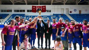 Hakkari Basketbol Turnuvası'nın Şampiyonu Milli Eğitim