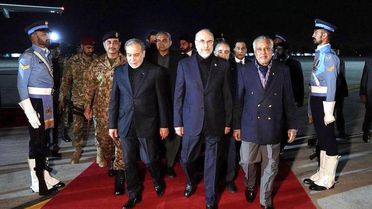 İran ve ABD İslamabad'da Görüşüyor