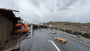 Bitlis'te Kaza: 1'i Ağır 3 Yaralı