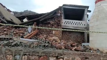 Siirt'te Sağanak Metruk Evi Çöktü