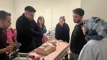 Sinop'ta sağlıkçılara 'ileri yaşam desteği' eğitimi