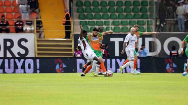 Alanyaspor - Trabzonspor: İlk Yarısı 0-0 Sona Erdi