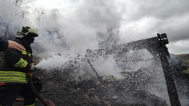 Samsun'da Yangın: 80 Yaşındaki Kadın Hayatını Kaybetti