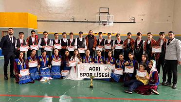 Ağrı Spor Lisesi Halk Oyunları Şampiyonu Oldu
