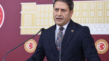 AK Parti Gaziantep Milletvekili Ali Şahin'den Netanyahu'ya sert mesaj: Köpekler istedi diye atlar ölmez