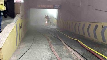 Çekmeköy'de Elektrikli Araçta Yangın