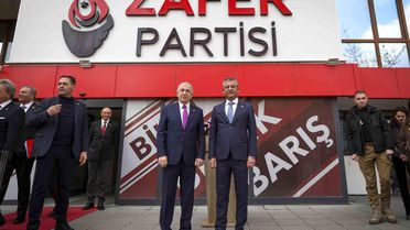 CHP Genel Başkanı Özel'den Zafer Partisi Genel Başkanı Özdağ'a ziyaret