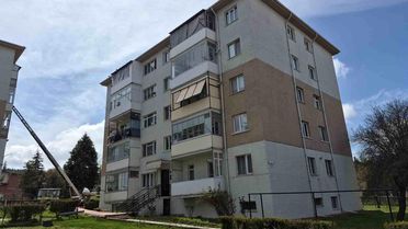 Eskişehir'de Temizlik Yaparken Düşen Kadına Müdahale