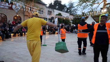 Kozan Festivali'nde Temizlik İşçileri Eğlendi