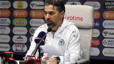 Konyaspor, Karagümrük'ü 3-0 Mağlup Etti