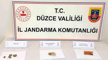 Düzce'de Uyuşturucu Operasyonu: 8 Kişi Yakalandı