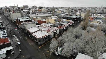 Kars'ta Nisan'da Kırağı