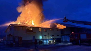 Tosya'da Fabrikada Yangın Çıktı