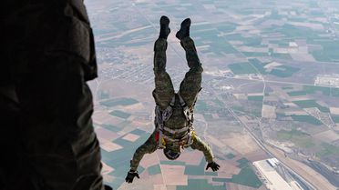 Konya'da Serbest Paraşüt Atlayışları Tamamlandı