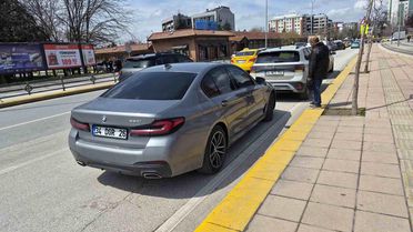 Eskişehir'de Yaya Geçidinde Trafik Kazası