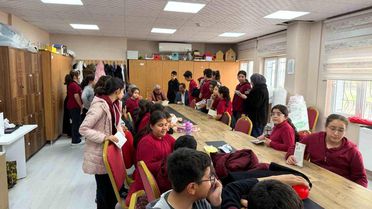 Cuma Karataş Okurlarıyla Buluştu