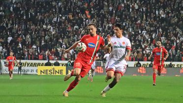 Amed Sportif ve Ümraniyespor Beraberliği