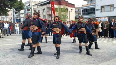 Atatürk'ün Aliağa'ya gelişinin 92. yıl dönümü törenlerle kutlandı