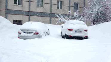 Bitlis'te 111 köy yolu ulaşıma kapandı