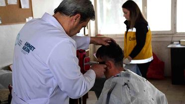 Büyükşehir Belediyesi, yakın berber ve evde bakım hizmetleri vatandaşın yanında