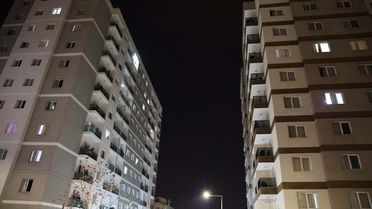 İzmir'de 28 öğrenci, gıda zehirlenmesi şüphesiyle hastaneye kaldırıldı