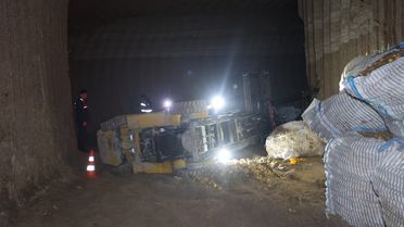 Nevşehir'de iş makinesi devrildi: 1 işçi hayatını kaybetti