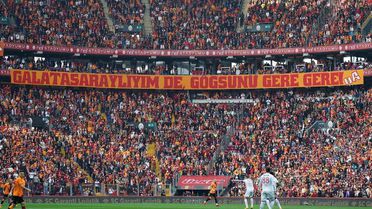 Taraftar ateş püskürüyor! Galatasaray'ın yıldızından olay paylaşım