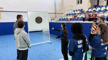 Tomarza'da Sporla 23 Nisan Coşkusu