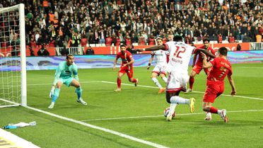 Amed ve Ümraniyespor Berabere Kaldı